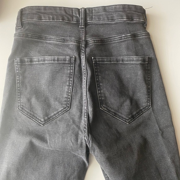 Zara High Waisted Distressed Jeans, Size 4 - Picture 5 of 7